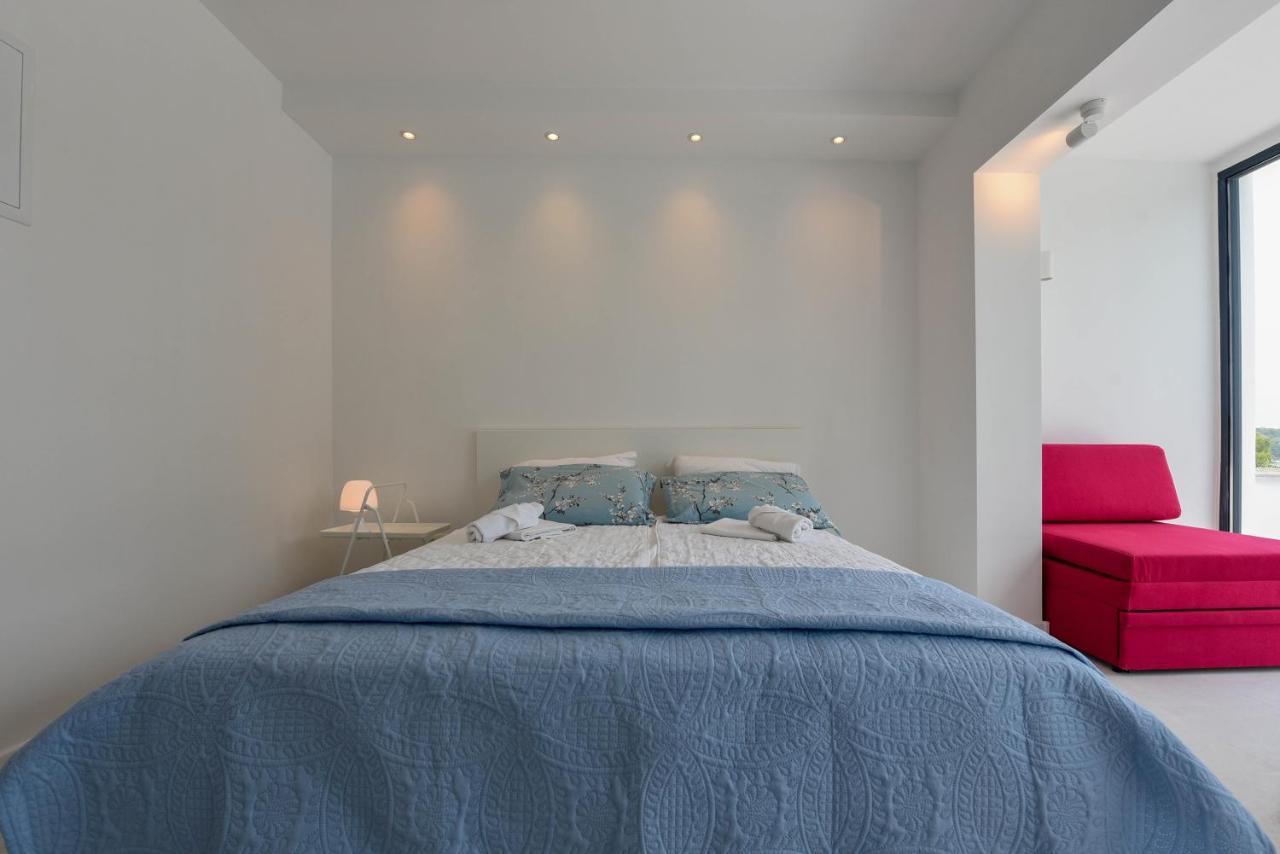 Lazaneo Seafront Apartments, Jelsa  Bagian luar foto