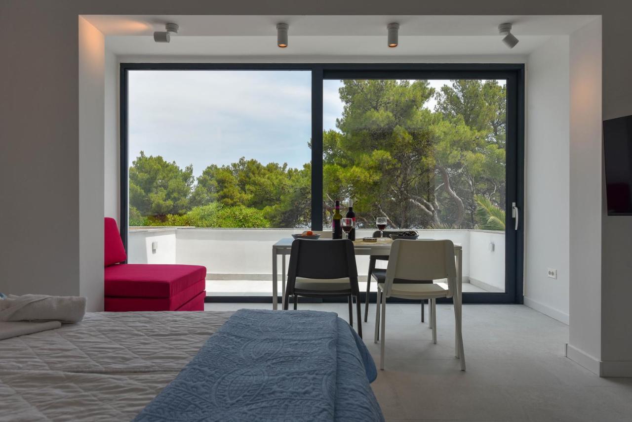 Lazaneo Seafront Apartments, Jelsa  Bagian luar foto