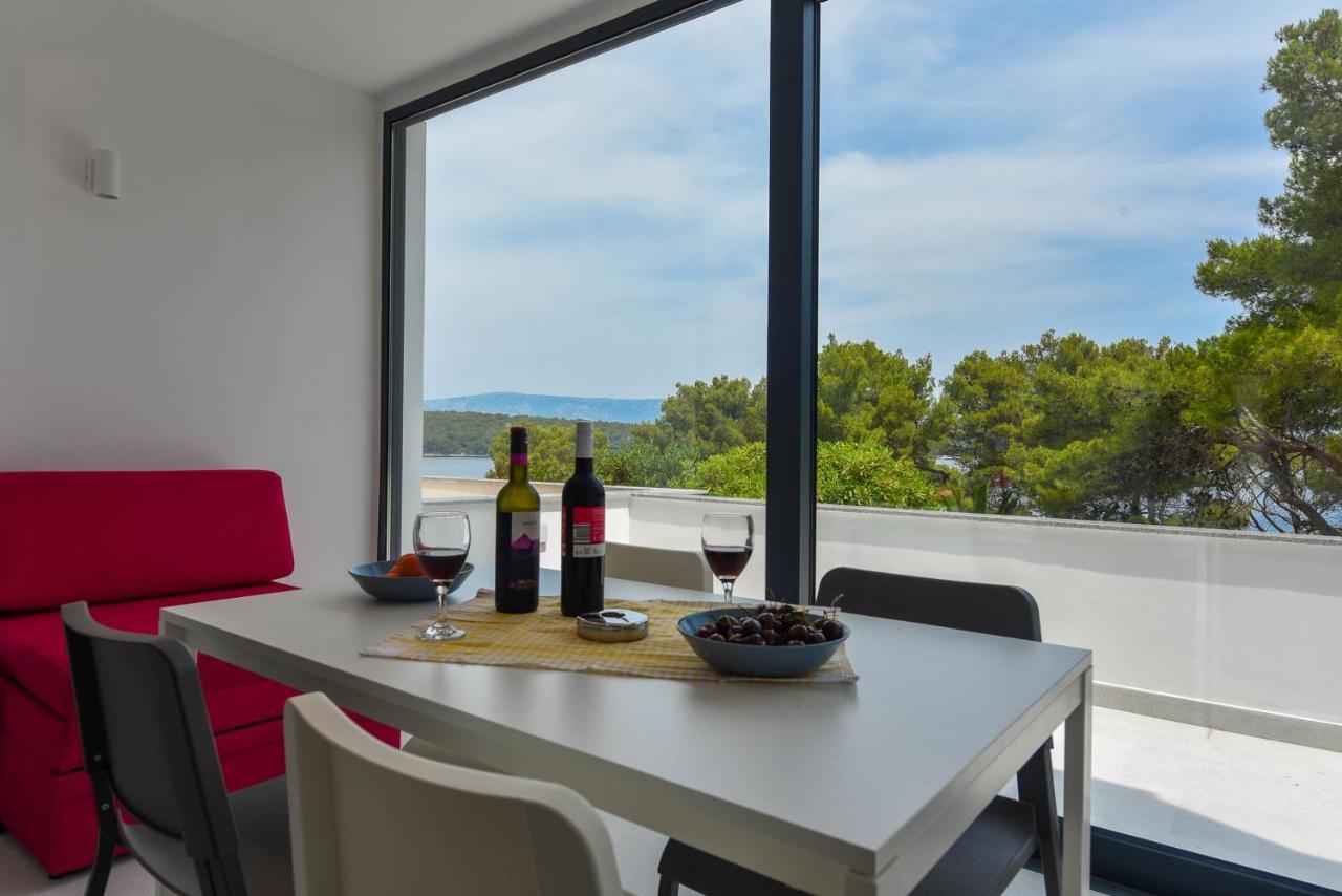 Lazaneo Seafront Apartments, Jelsa  Bagian luar foto