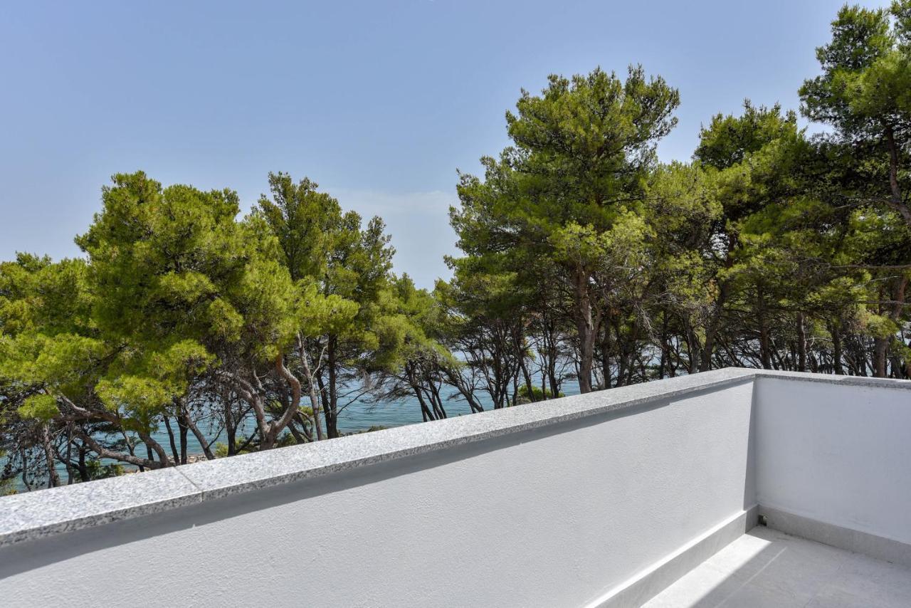 Lazaneo Seafront Apartments, Jelsa  Bagian luar foto